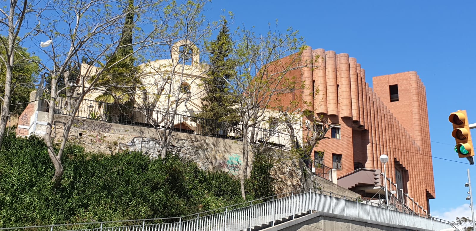 Exterior de la Parroquia